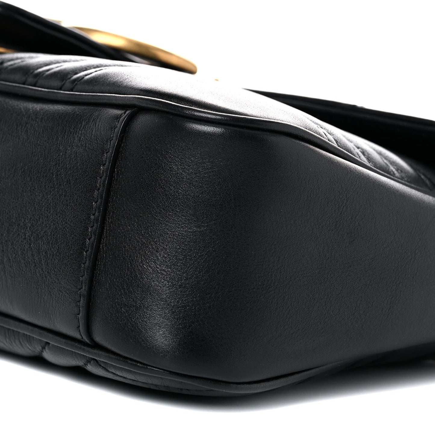 Calfskin Matelasse Medium GG Marmont Shoulder Bag Black