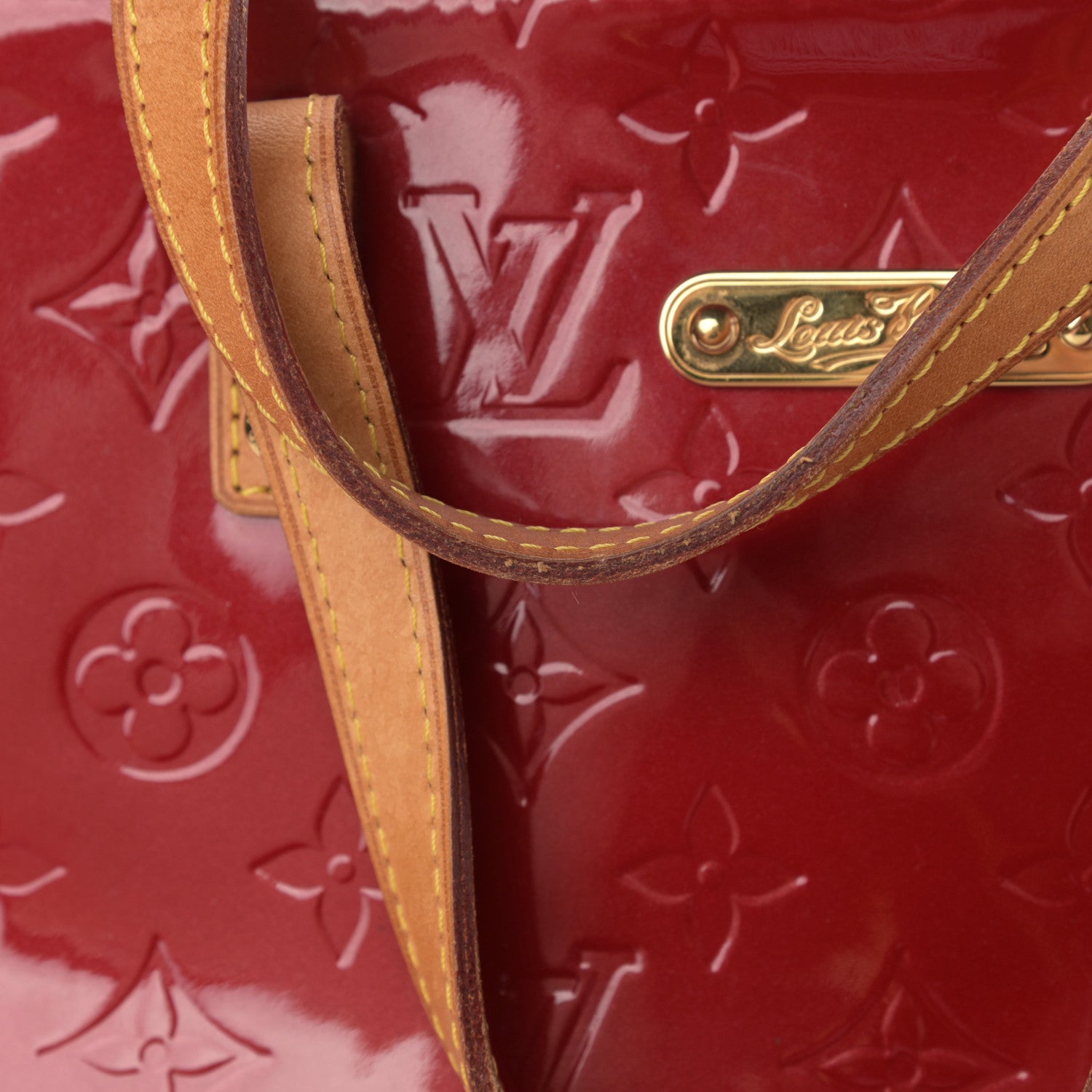 Louis Vuitton Vernis Bellevue PM Pomme D'Amour 12 of 15