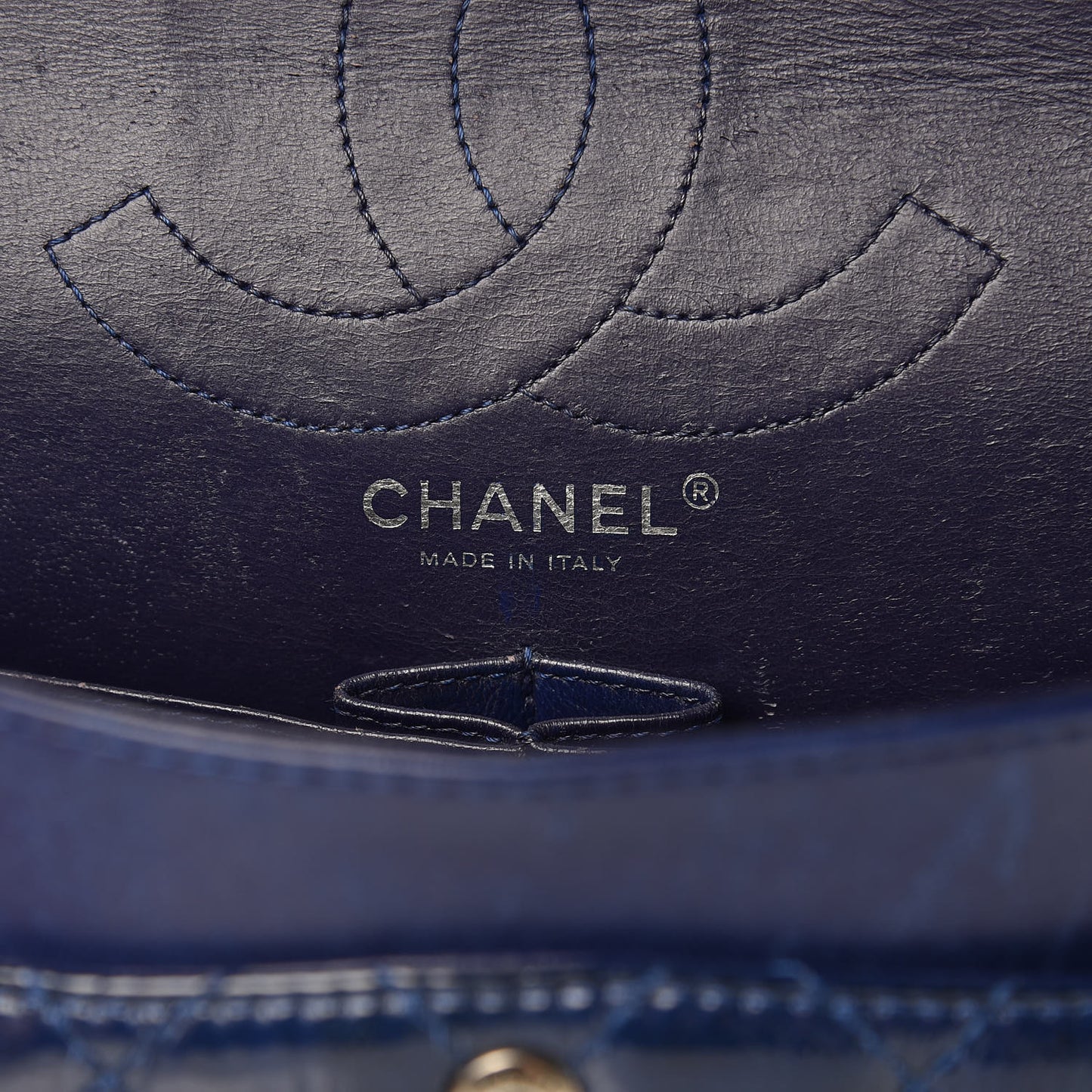 Distressed Patent Quilted 2.55 Reissue 226 Flap Navy