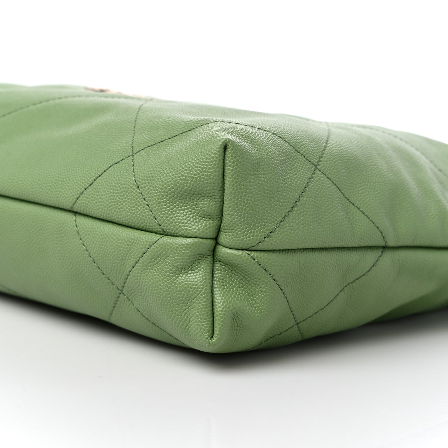 Shiny Caviar Quilted Small Chanel 22 Green