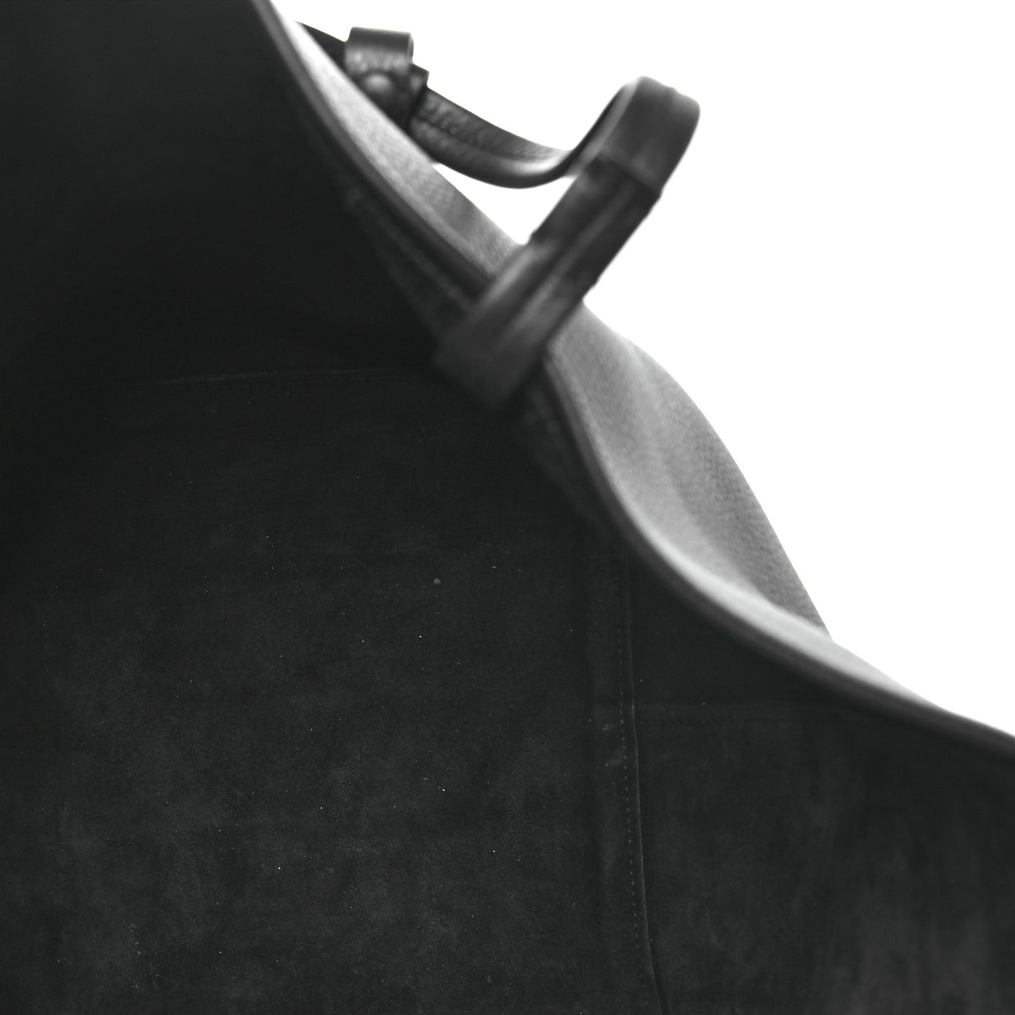 Grained Calfskin Park Tote Three Black