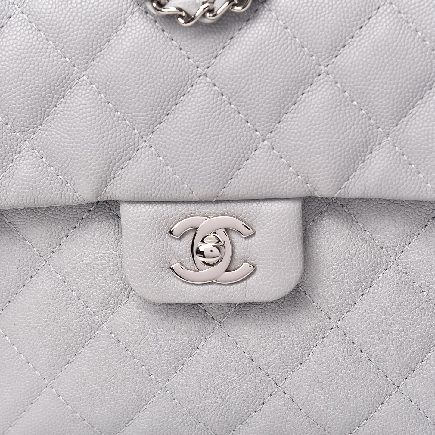 Caviar Quilted Medium Urban Companion Flap Grey