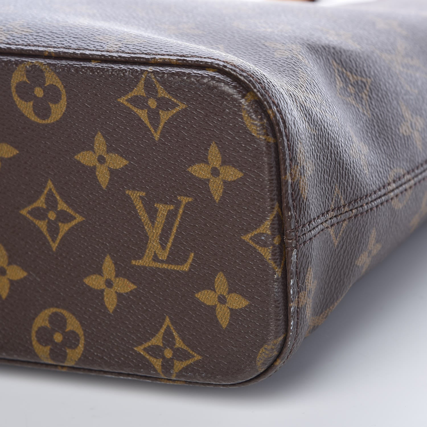 Louis Vuitton Monogram Luco 9 of 10
