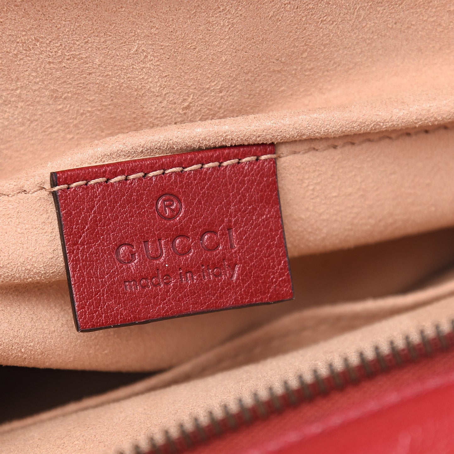 Piuma Lux Calfskin Small Re(Belle) Crossbody Bag Romantic Cerise