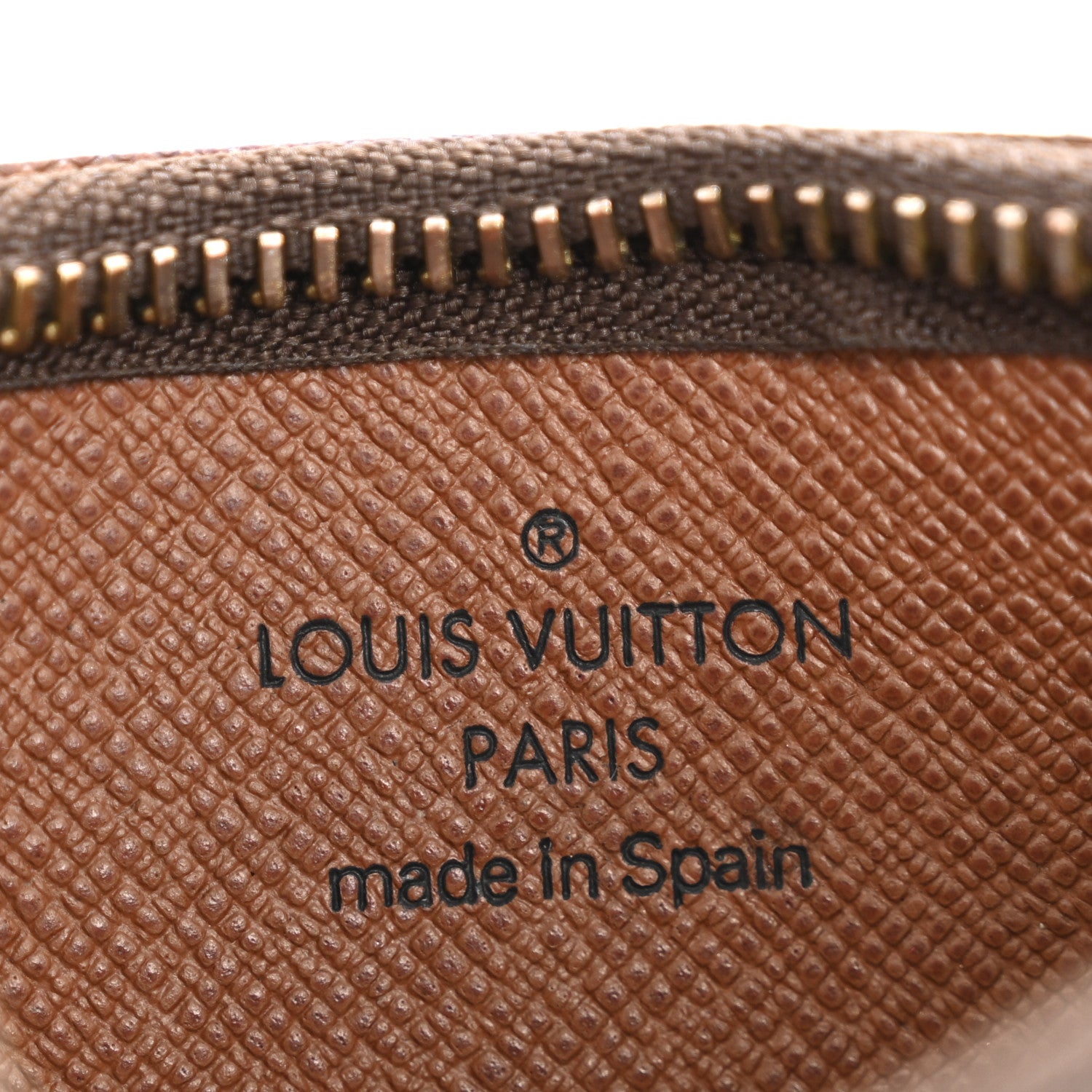 Louis Vuitton Monogram Key Pouch 6 of 9