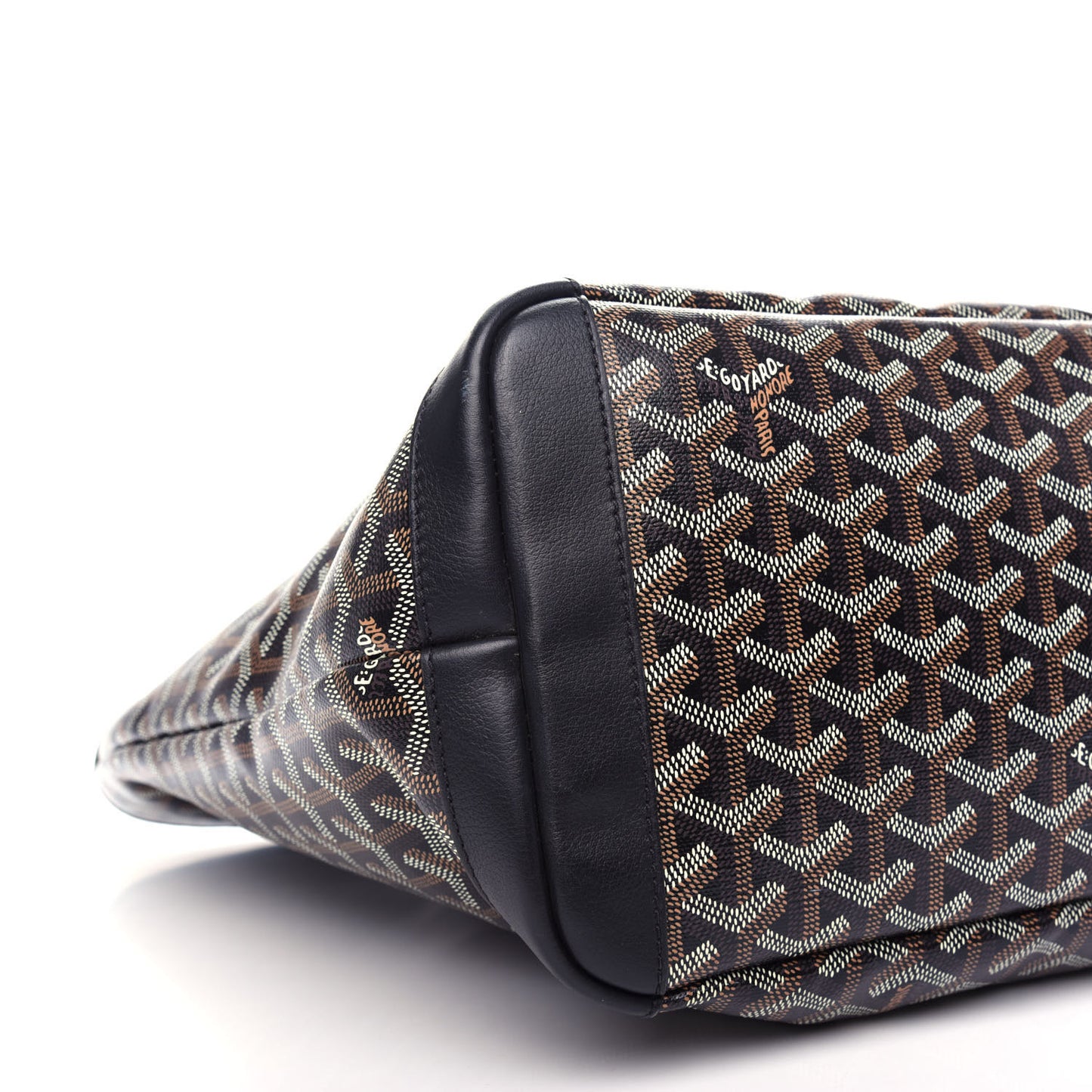 Goyardine Artois MM Black