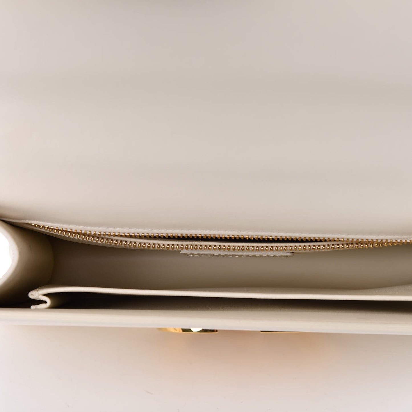 Calfskin 30 Montaigne Flap Bag White