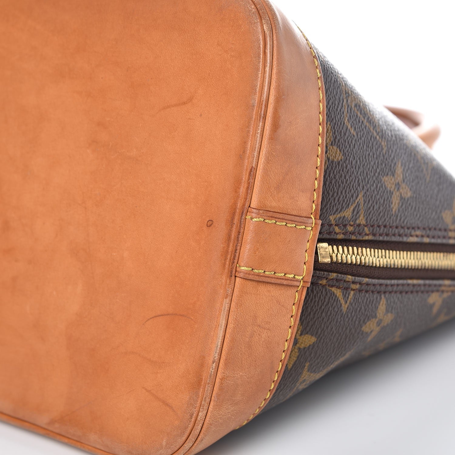 Louis Vuitton Monogram Alma PM 9 of 11