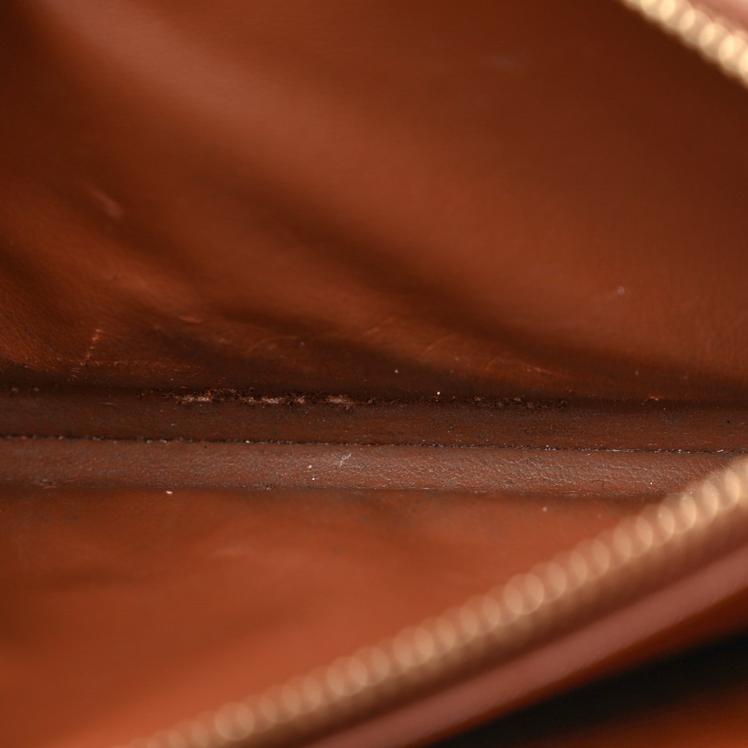 Louis Vuitton Monogram Zippy Wallet 10 of 10