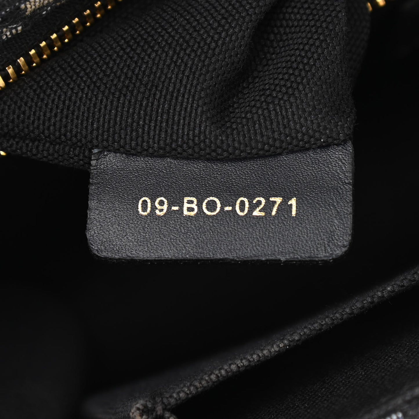 Oblique 30 Montaigne Chain Flap Bag Blue