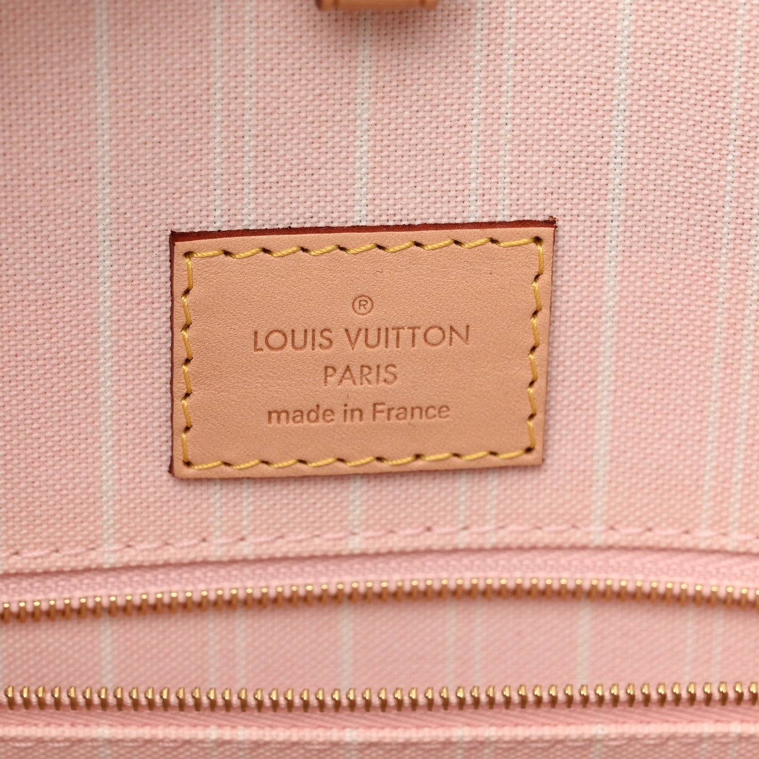 Louis Vuitton Monogram Giant By The Pool OnTheGo GM Light Pink 7 of 11
