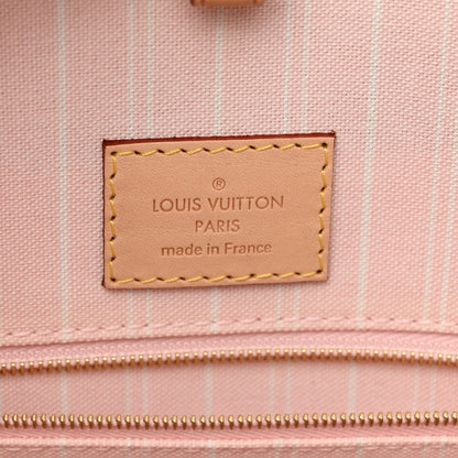 Louis Vuitton Monogram Giant By The Pool OnTheGo GM Light Pink 7 of 11