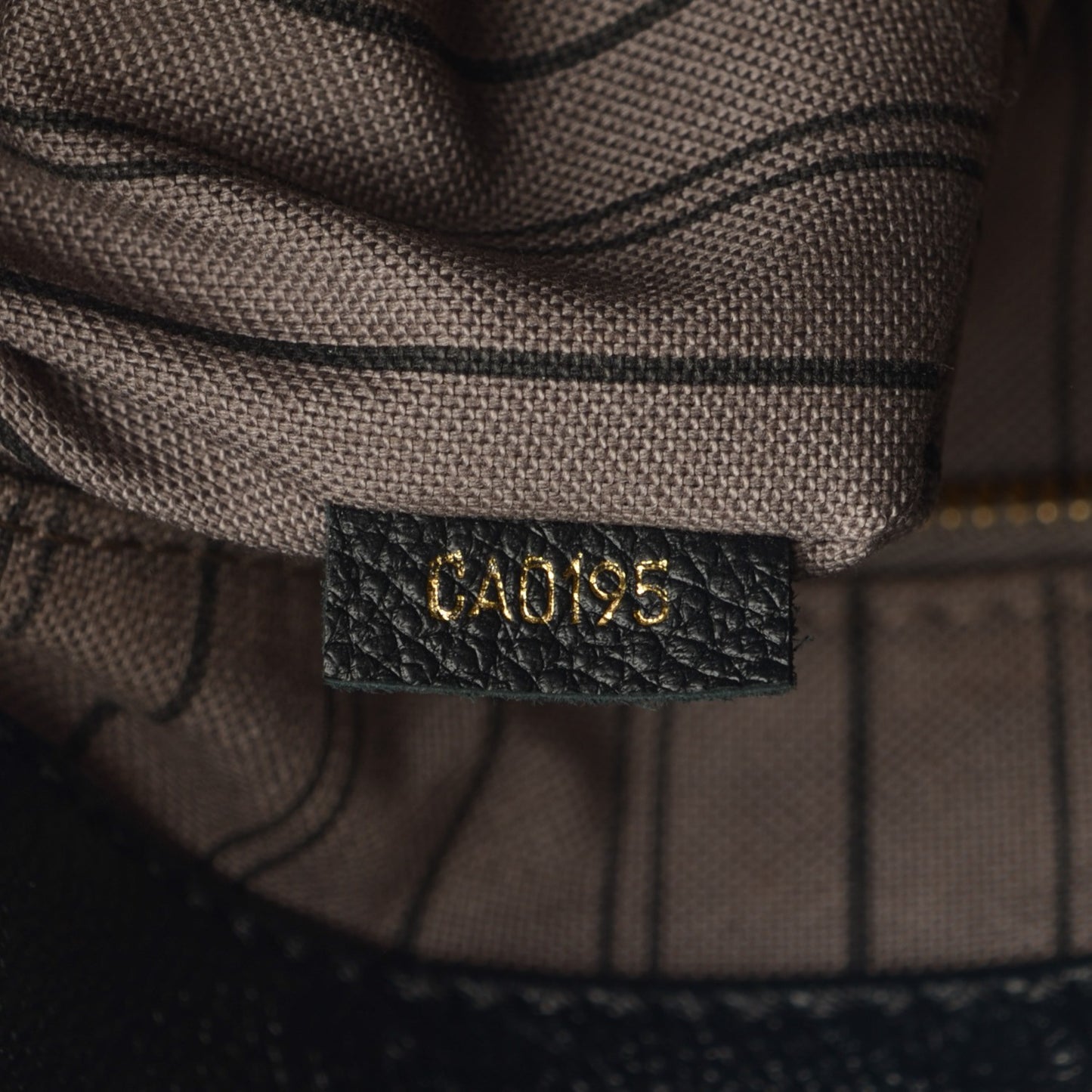 Empreinte Artsy MM Black