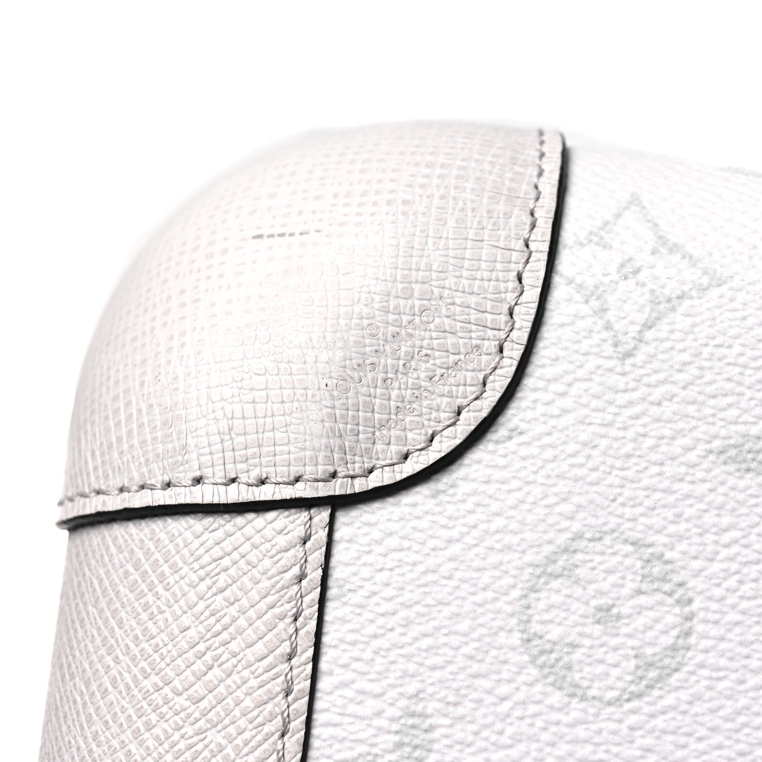 Louis Vuitton Taigarama Horizon 55 Optic White 1862635 – FASHIONPHILE