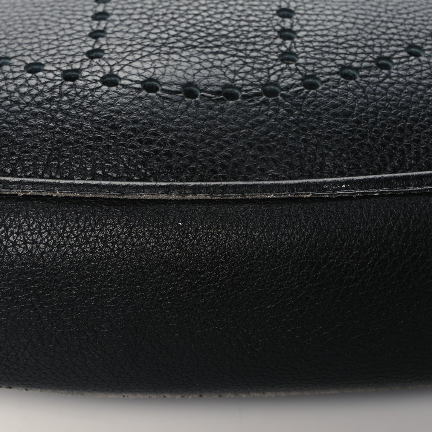 Taurillon Clemence Evelyne GM Black