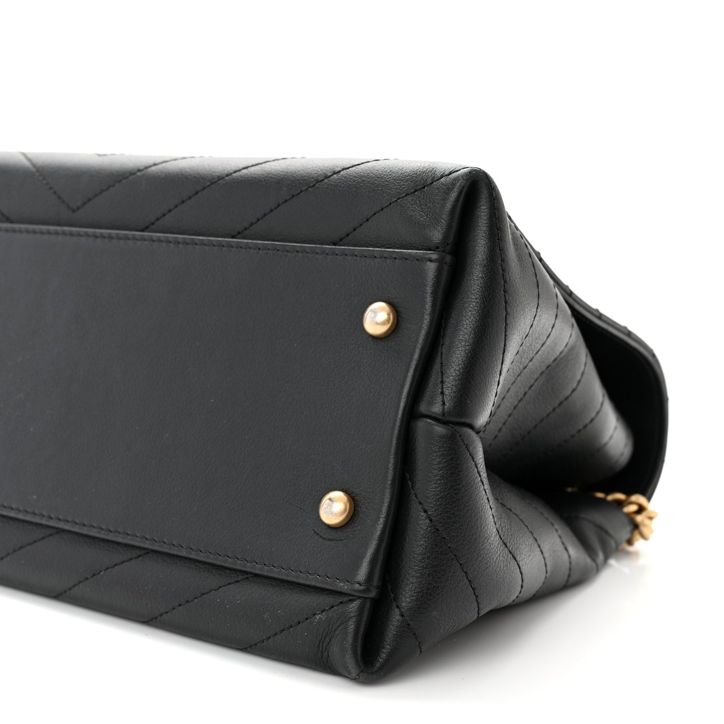 Grained Calfskin Elaphe Stitched Medium Chevron Chic Top Handle Flap Black