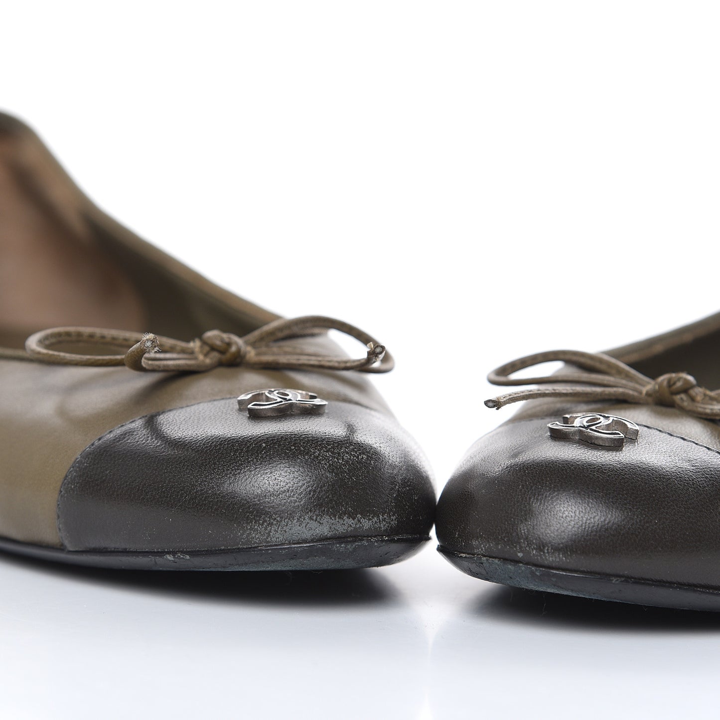 Lambskin Cap Toe Ballerina Flats 36 Green Black