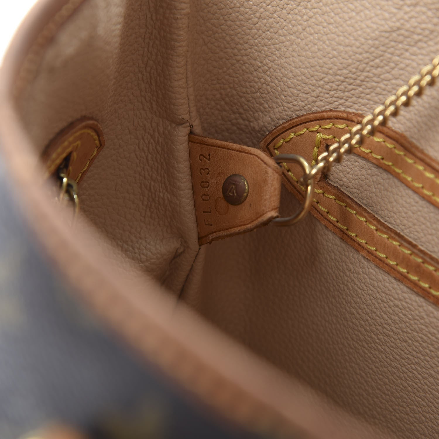 Louis Vuitton Monogram Petit Bucket 23 12 of 13