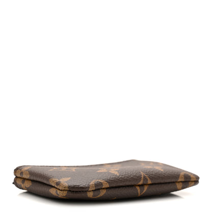 Louis Vuitton Monogram Key Pouch 4 of 7