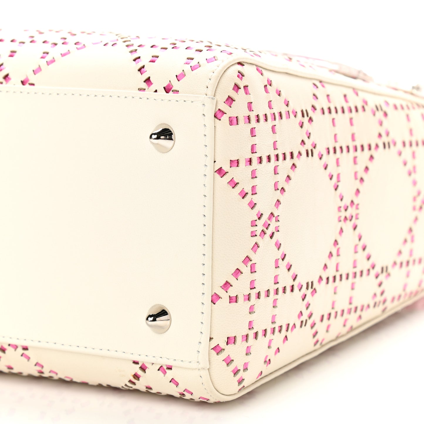Lambskin Stitched Cannage Medium Lady Dior Pink White