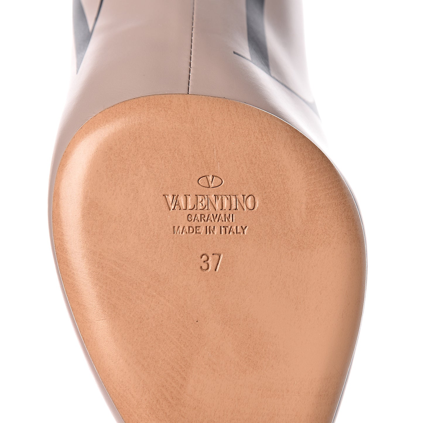 Calfskin VLTN Pumps 37 Poudre