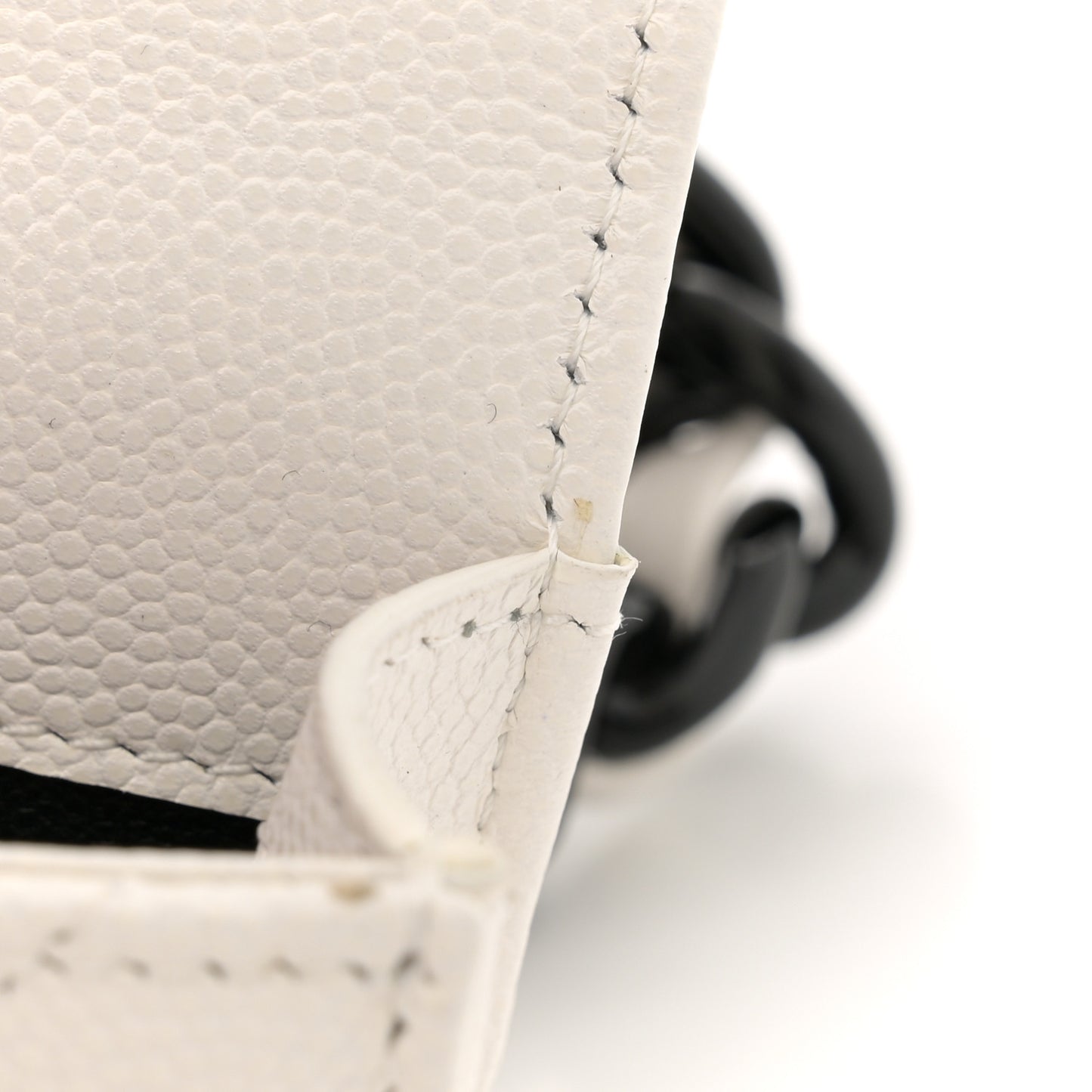 Caviar Quilted Airpods Pro Holder Belt White