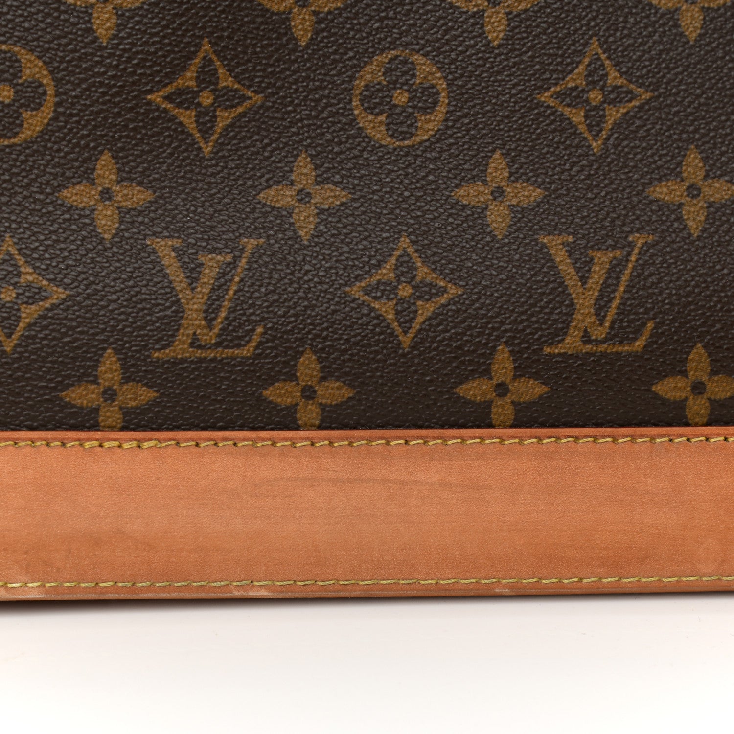 Louis Vuitton Monogram Alma GM 11 of 13