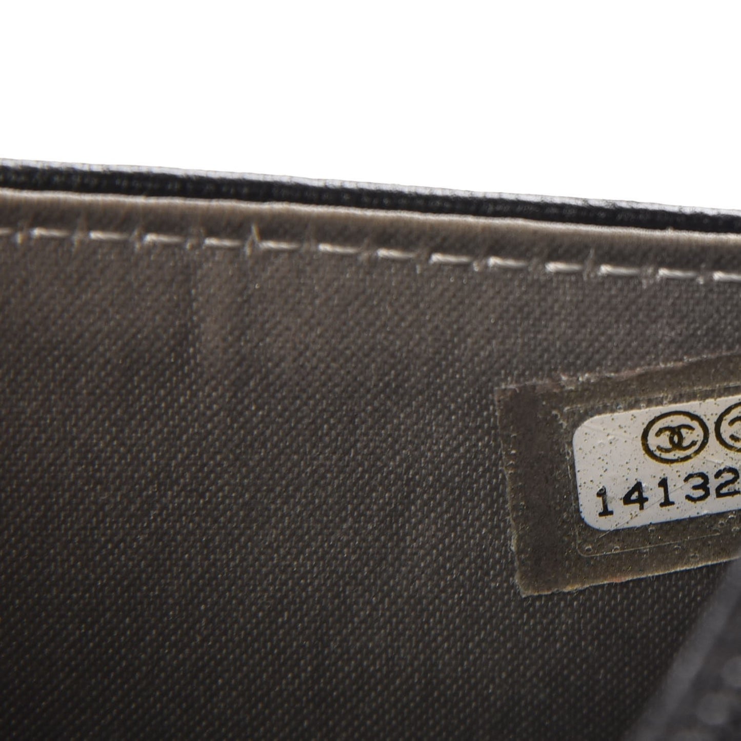 Lambskin Camellia Embossed Wallet On Chain WOC Black