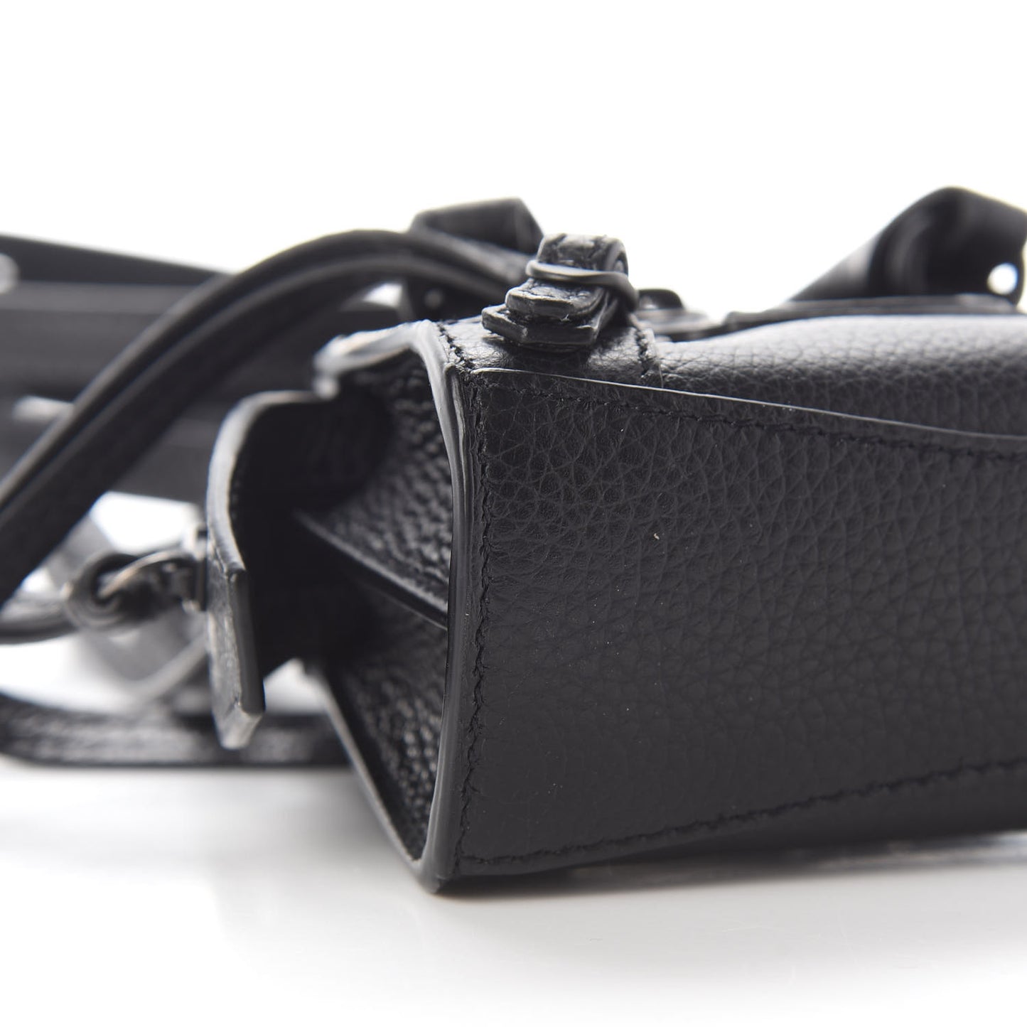 Grained Calfskin Neo Classic Black Hardware Super Nano City Crossbody Black