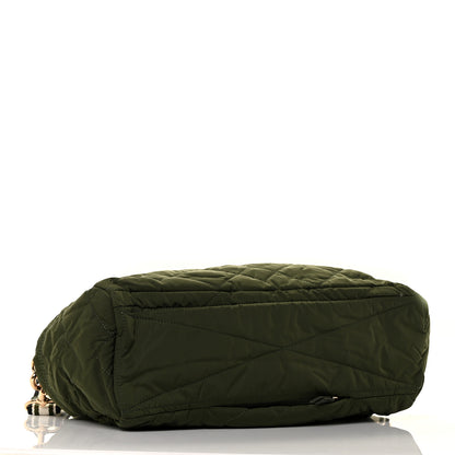 Marc Jacobs Nylon Quilted Medium Weekender Bag Dark green 3 of 7