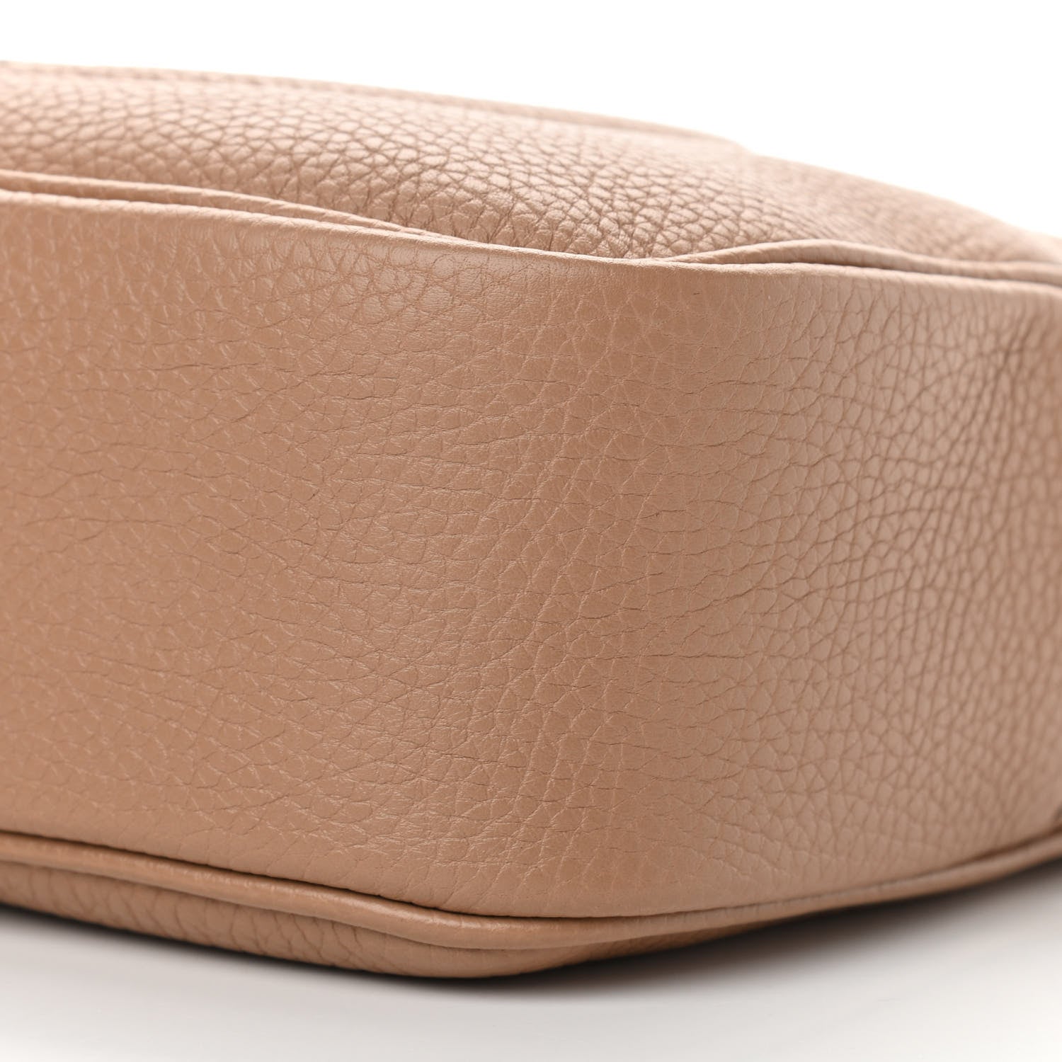 Gucci Pebbled Calfskin Small Soho Disco Bag Camelia 9 of 10