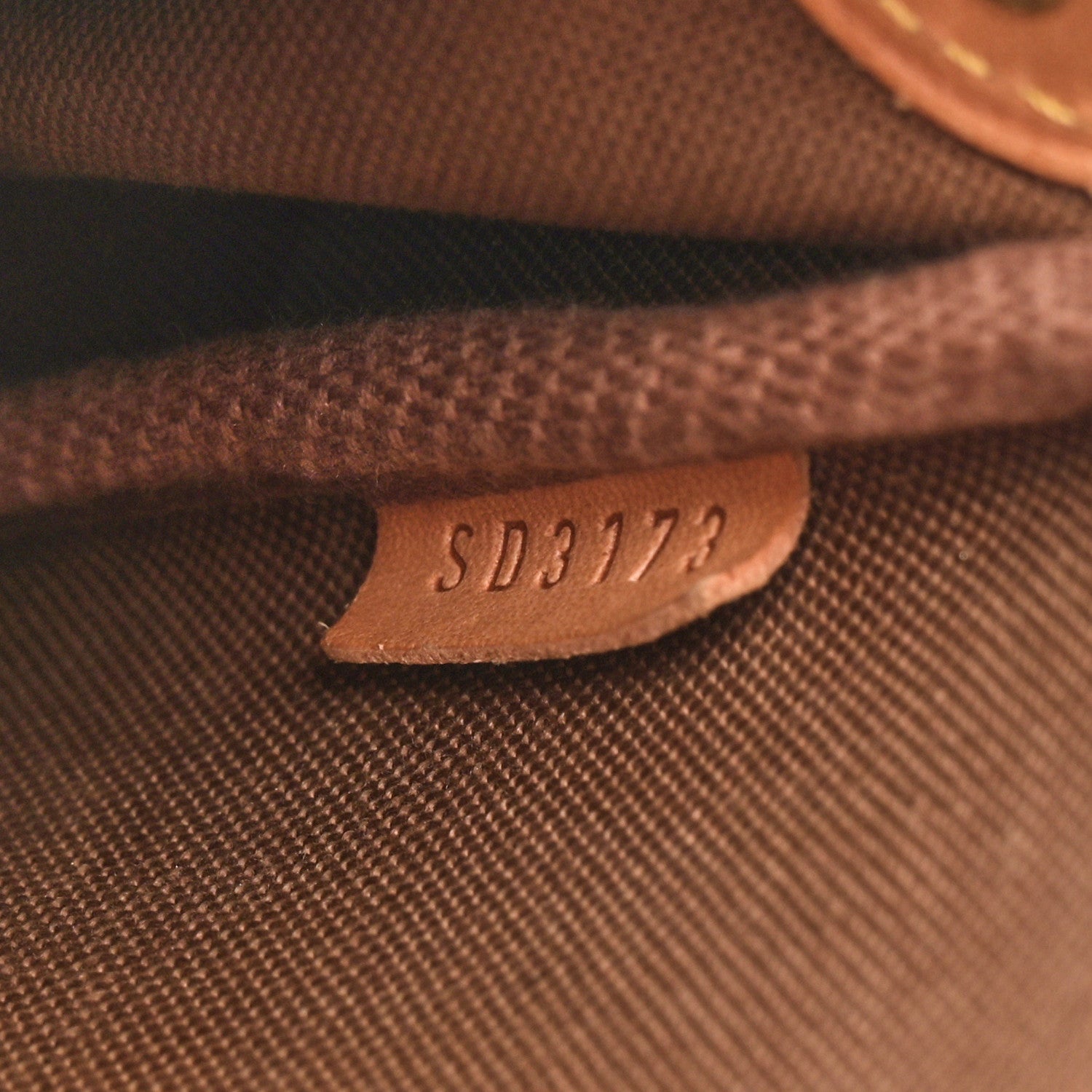 Louis Vuitton Monogram Eva Clutch 7 of 11