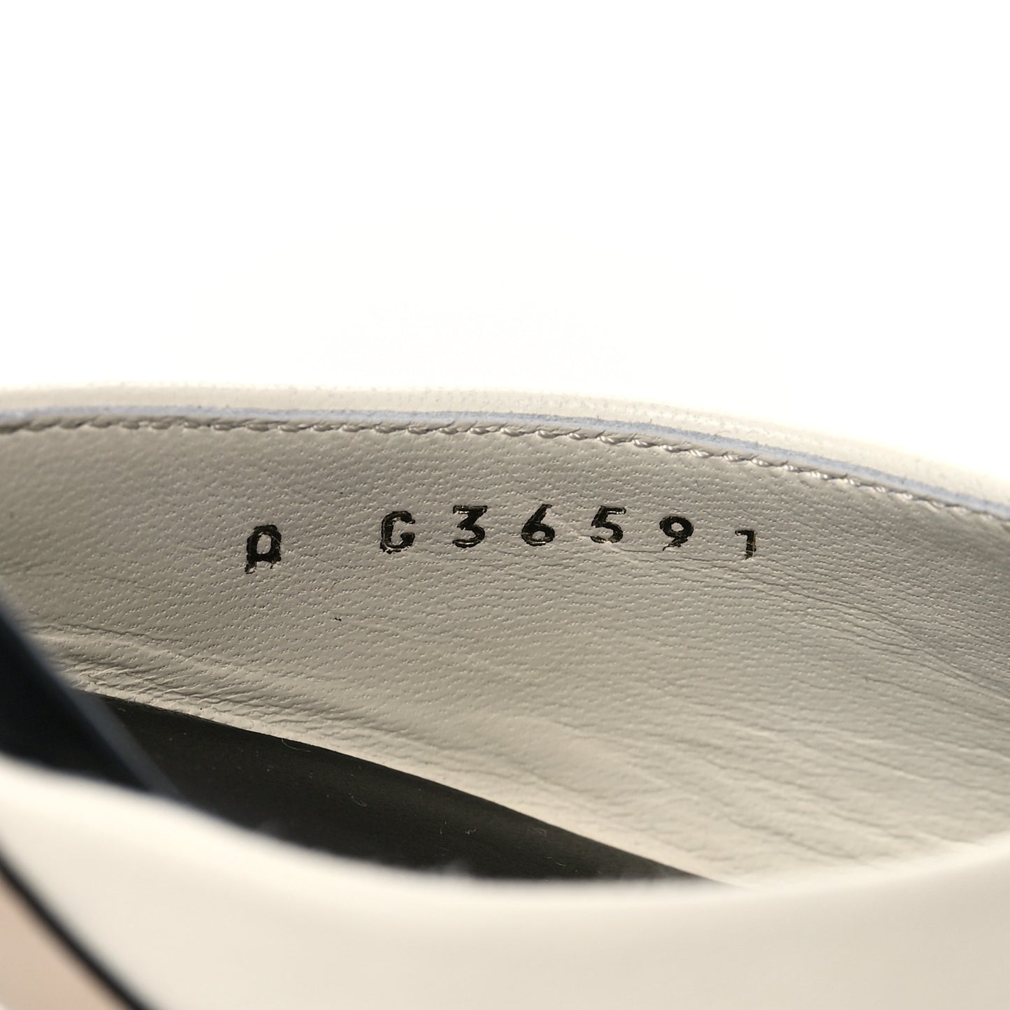 Lambskin Grosgrain Cap Toe Logo Ankle Strap Pumps 38 White Black