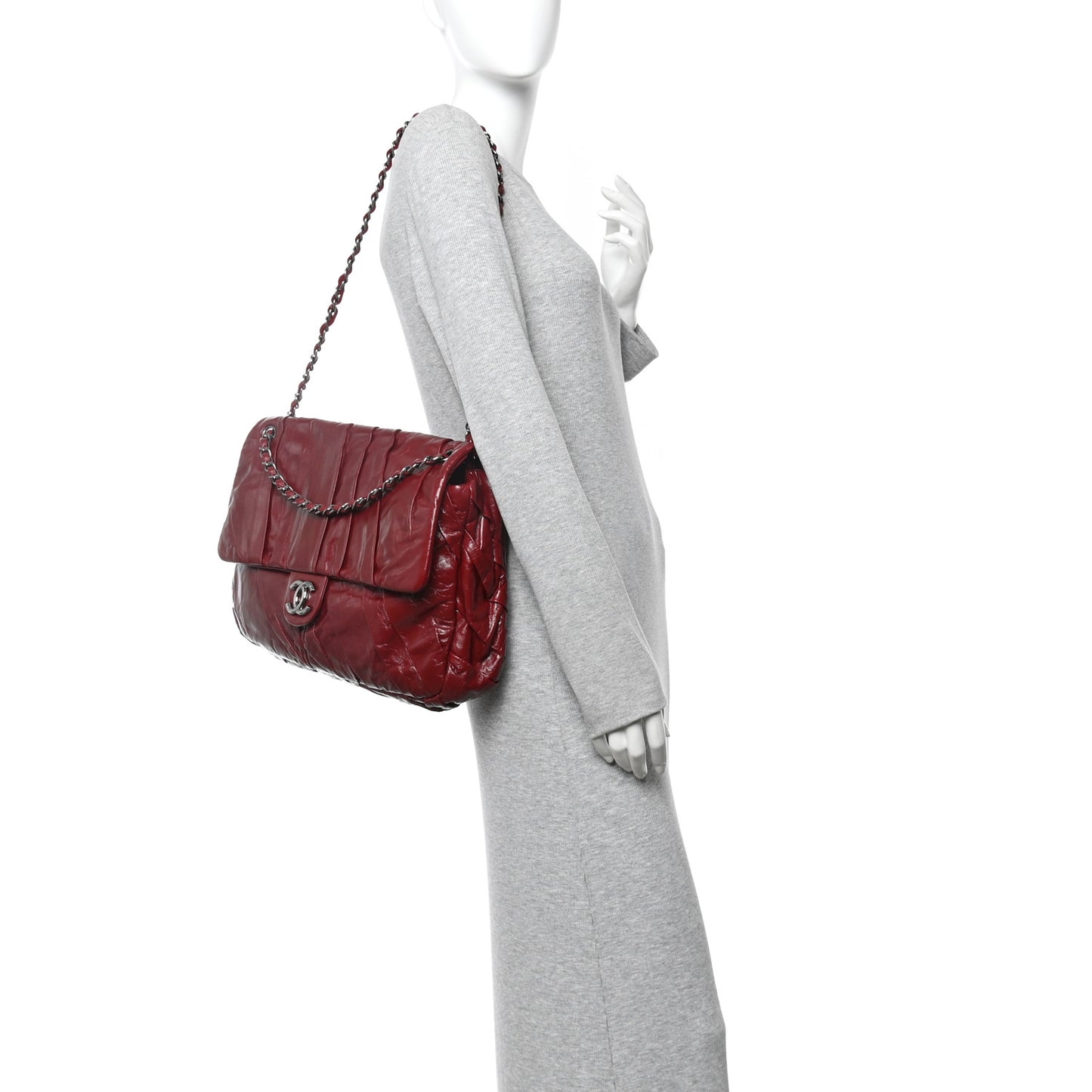 Glazed Calfskin Twisted Maxi Flap Red