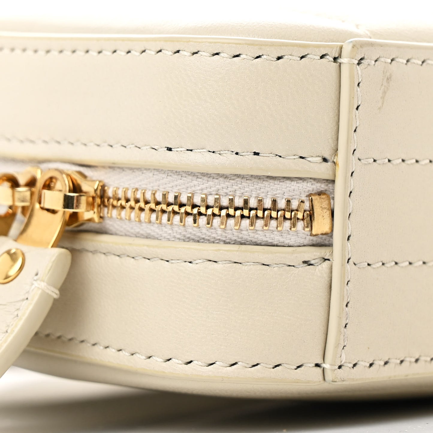 Lambskin Matelasse Vicky Monogram Belt Bag Crema Soft