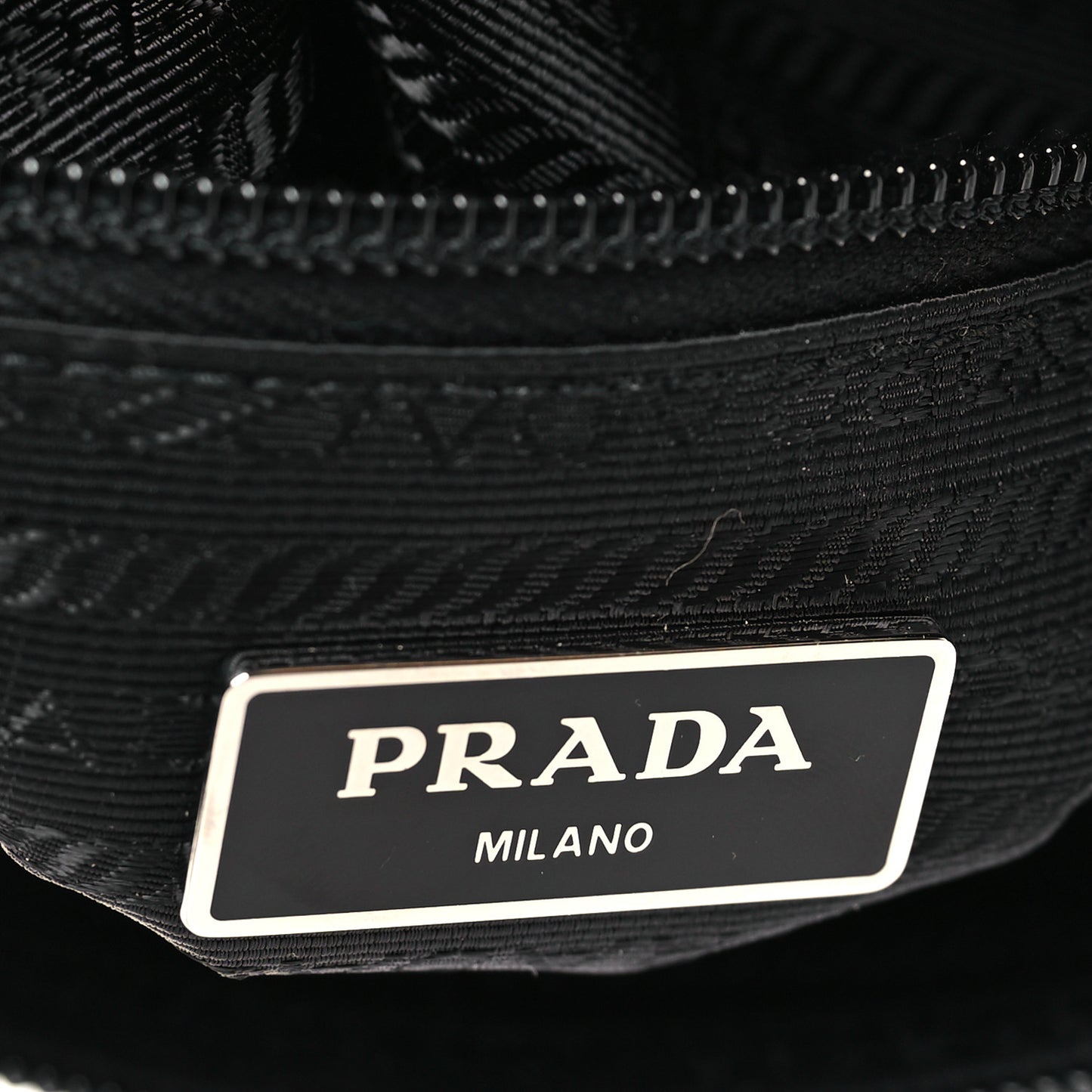 Tessuto Nylon Saffiano Flat Messenger Bag Black