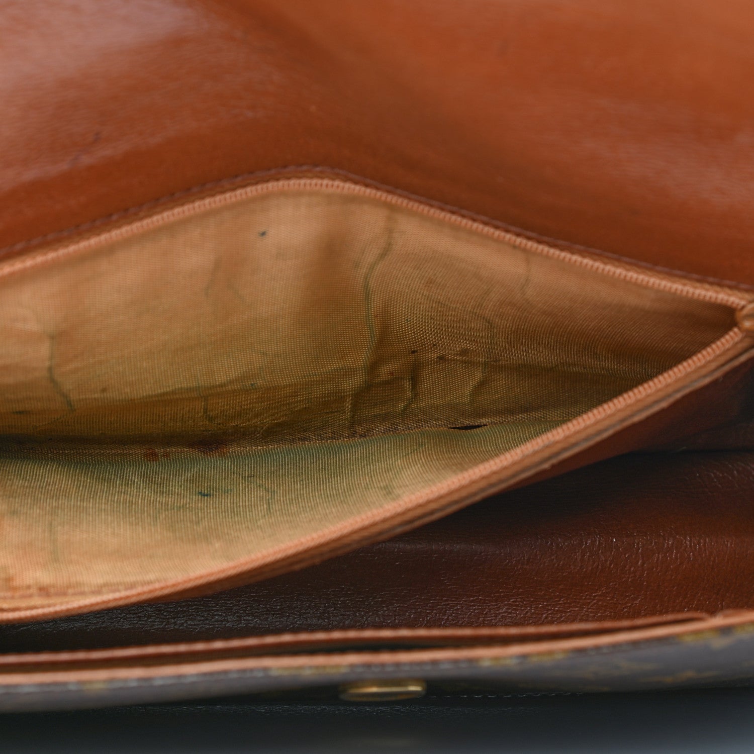 Louis Vuitton Monogram Pochette Dame 26 9 of 15