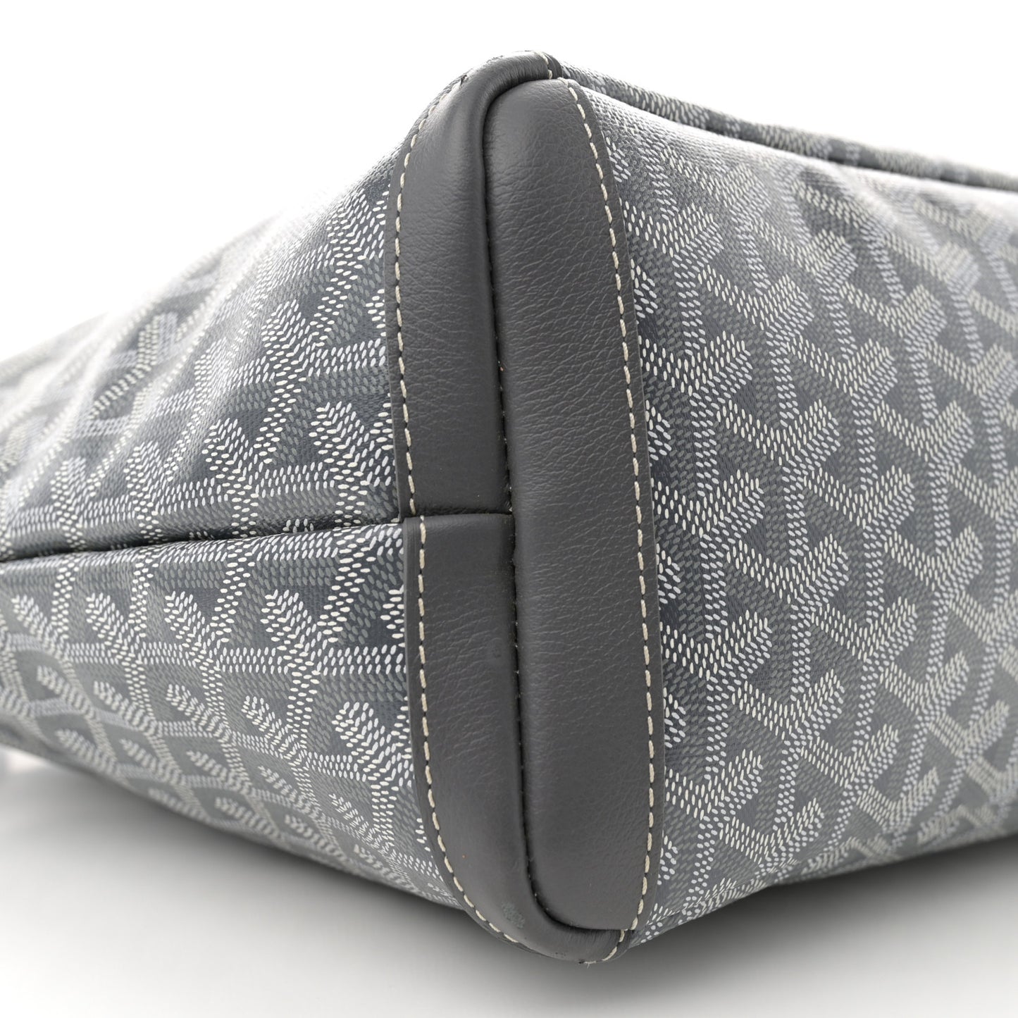 Goyardine Artois PM Grey