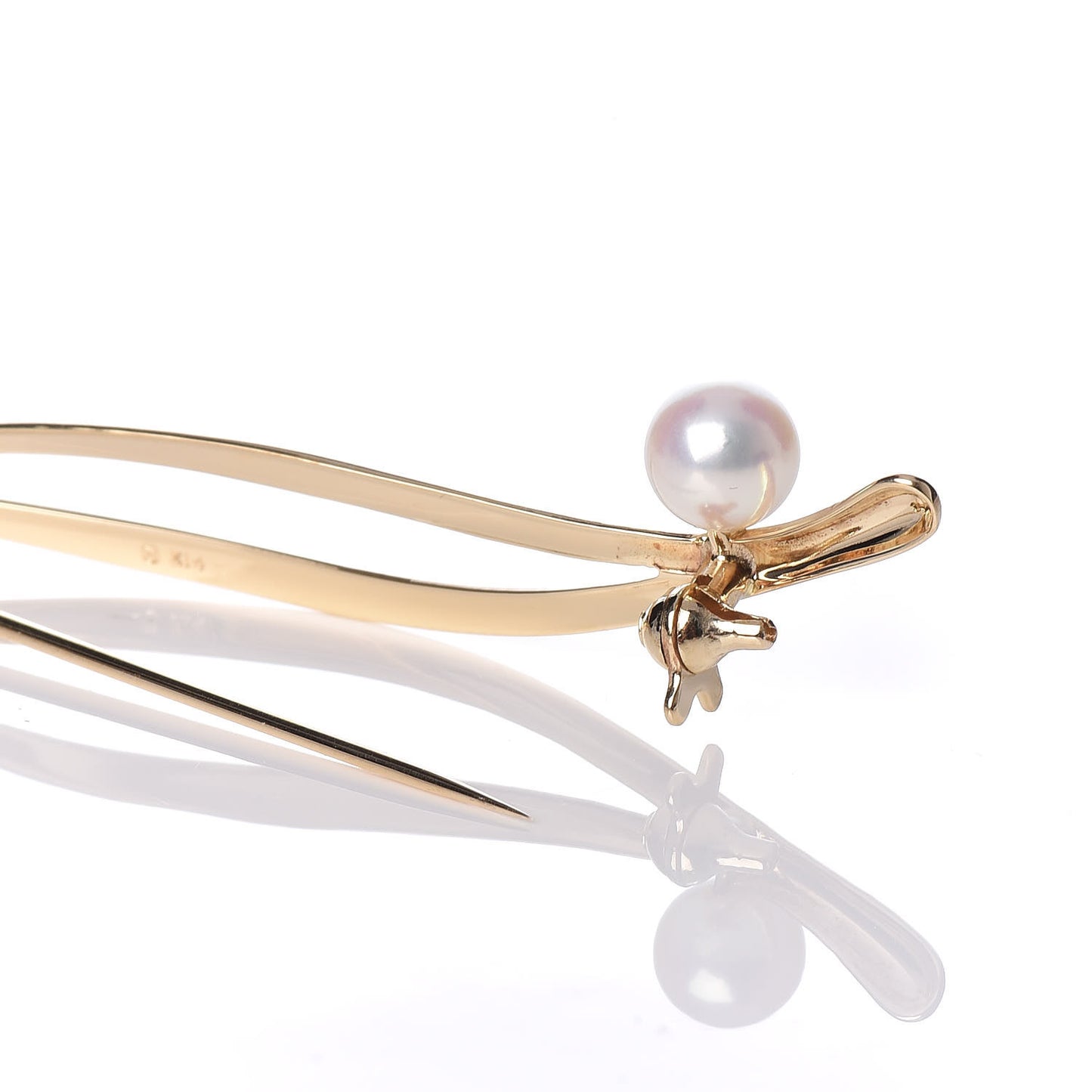 14K Yellow Gold Akoya Pearl 6mm Leaf Brooch
