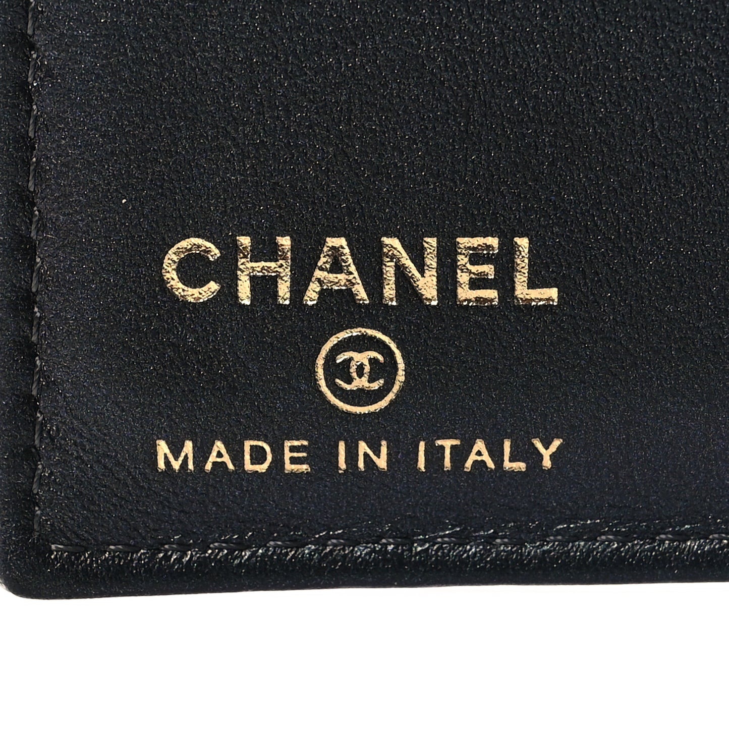Iridescent Caviar Quilted Card Holder Wallet Black