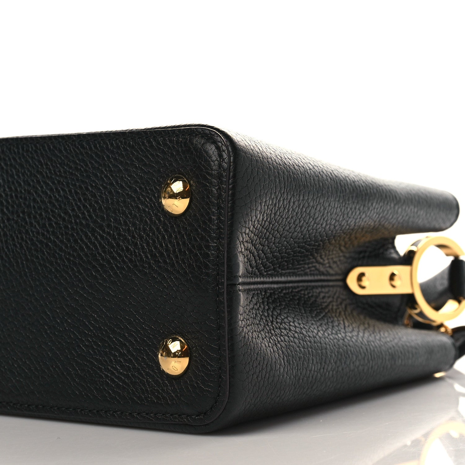 Louis Vuitton Taurillon Capucines PM Black 8 of 9