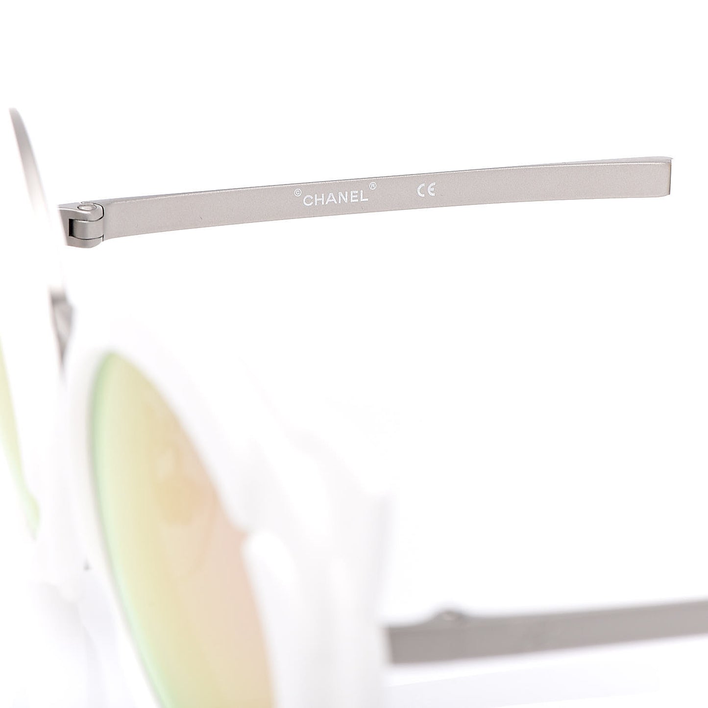 Round Camellia Sunglasses 71198 White