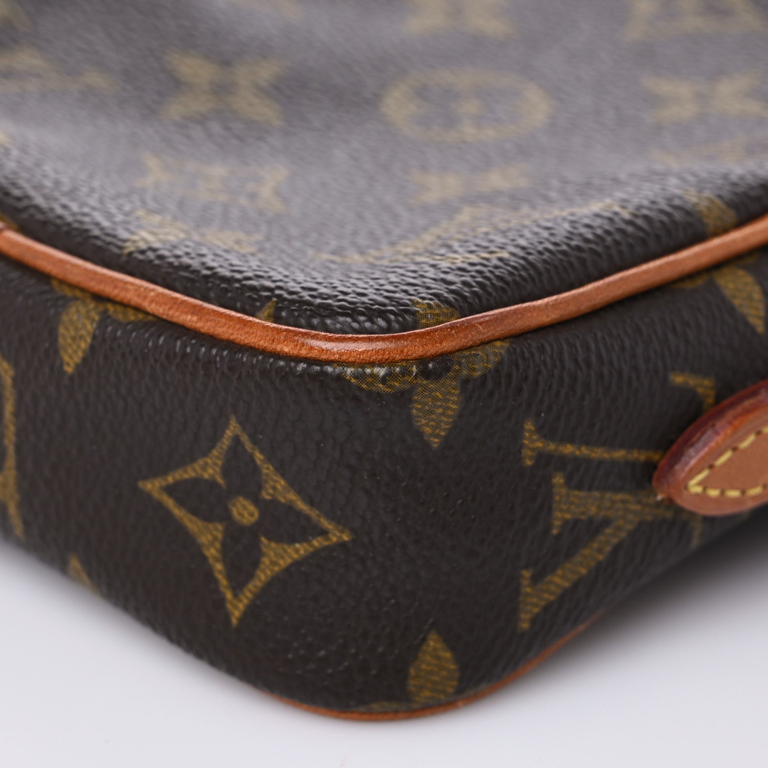 Louis Vuitton Monogram Danube 15 8 of 10