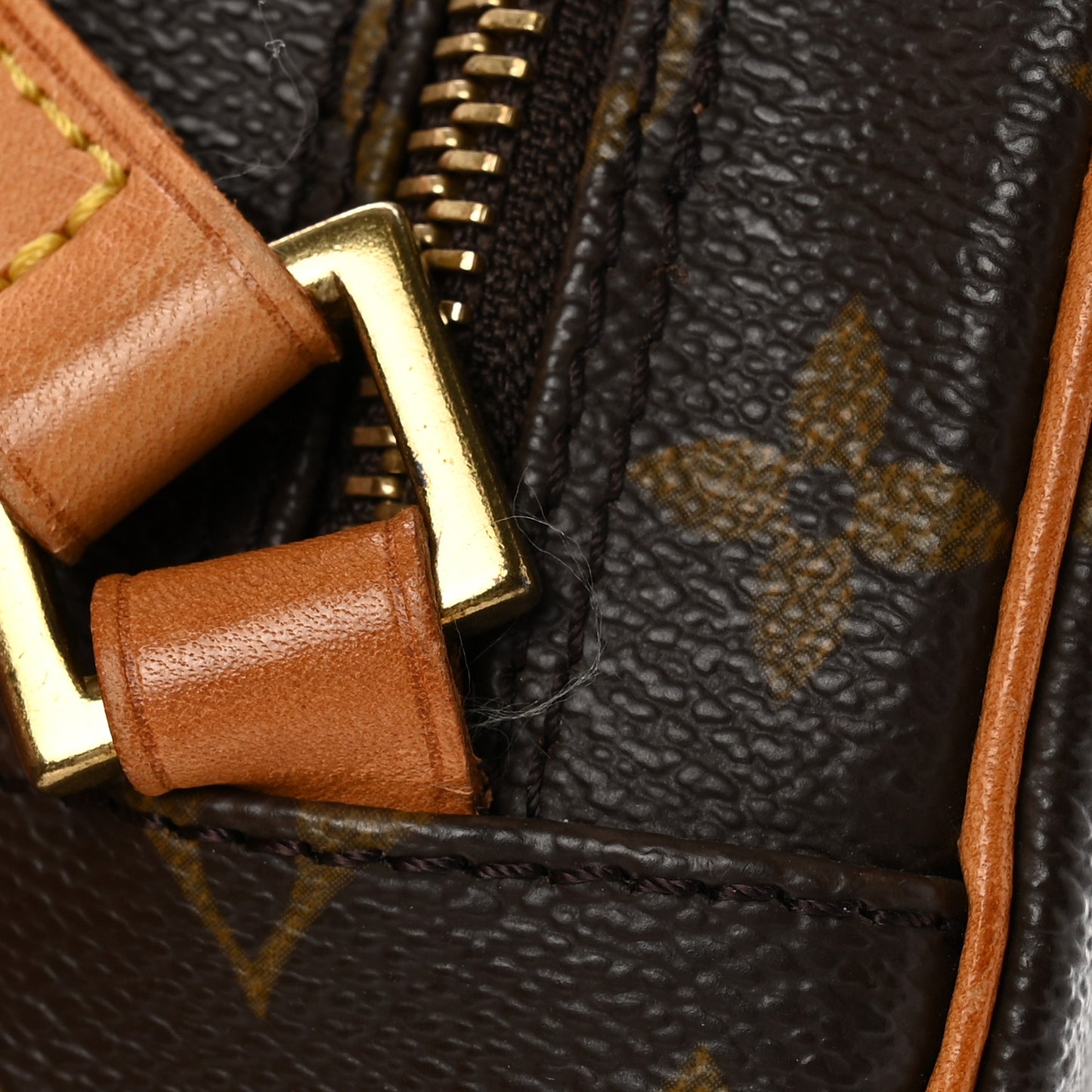 Monogram Pochette Cite