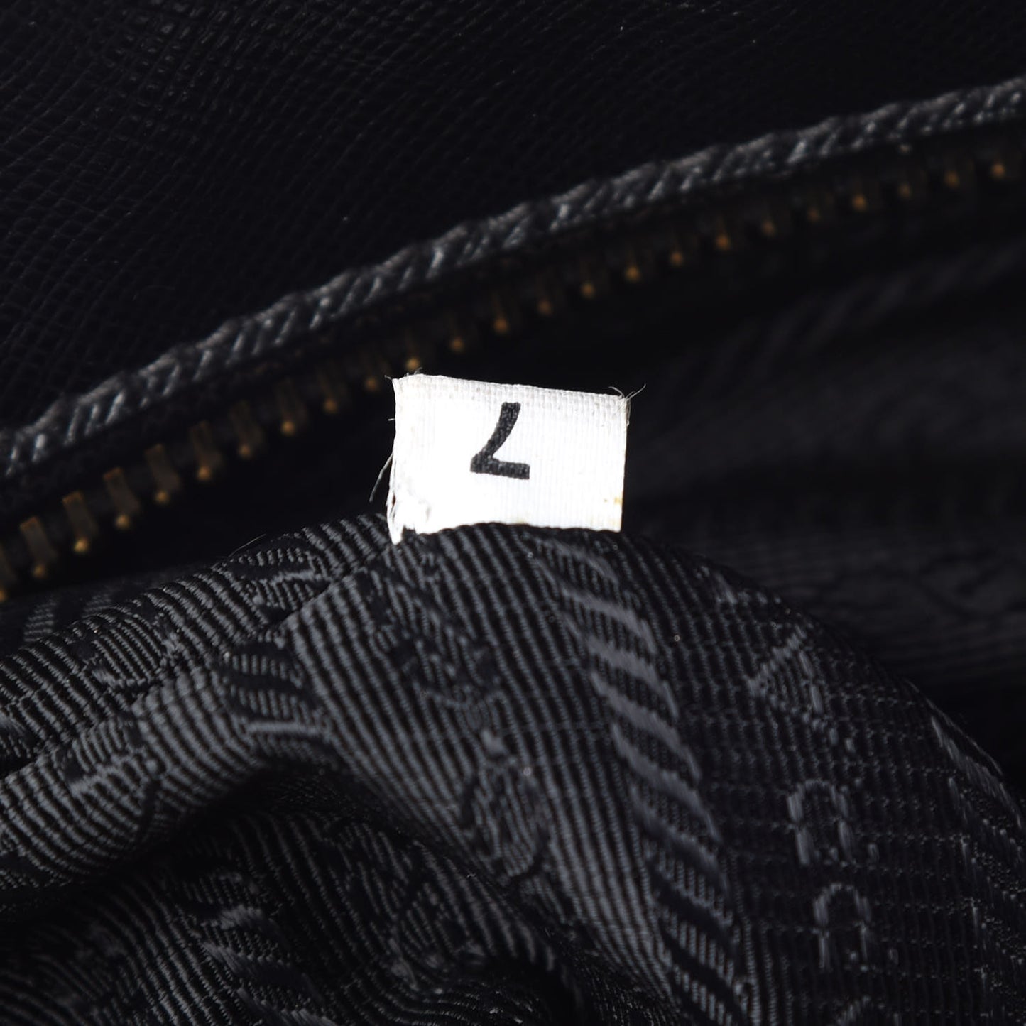 Saffiano Large Galleria Double Zip Tote Black