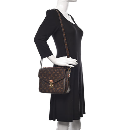 Louis Vuitton Monogram Pochette Metis 2 of 10