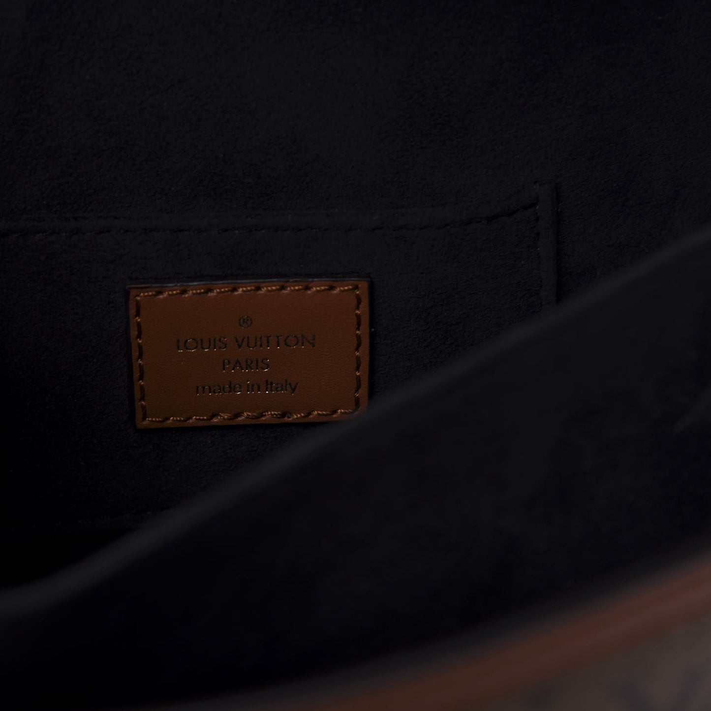 Reverse Monogram Dauphine Mini