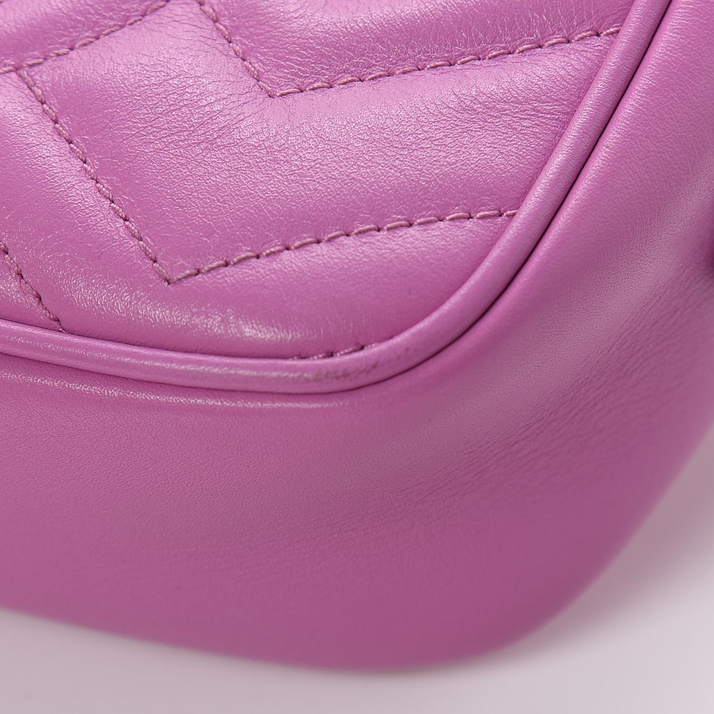 Calfskin Matelasse Mini GG Marmont Chain Shoulder Bag Candy Mousse