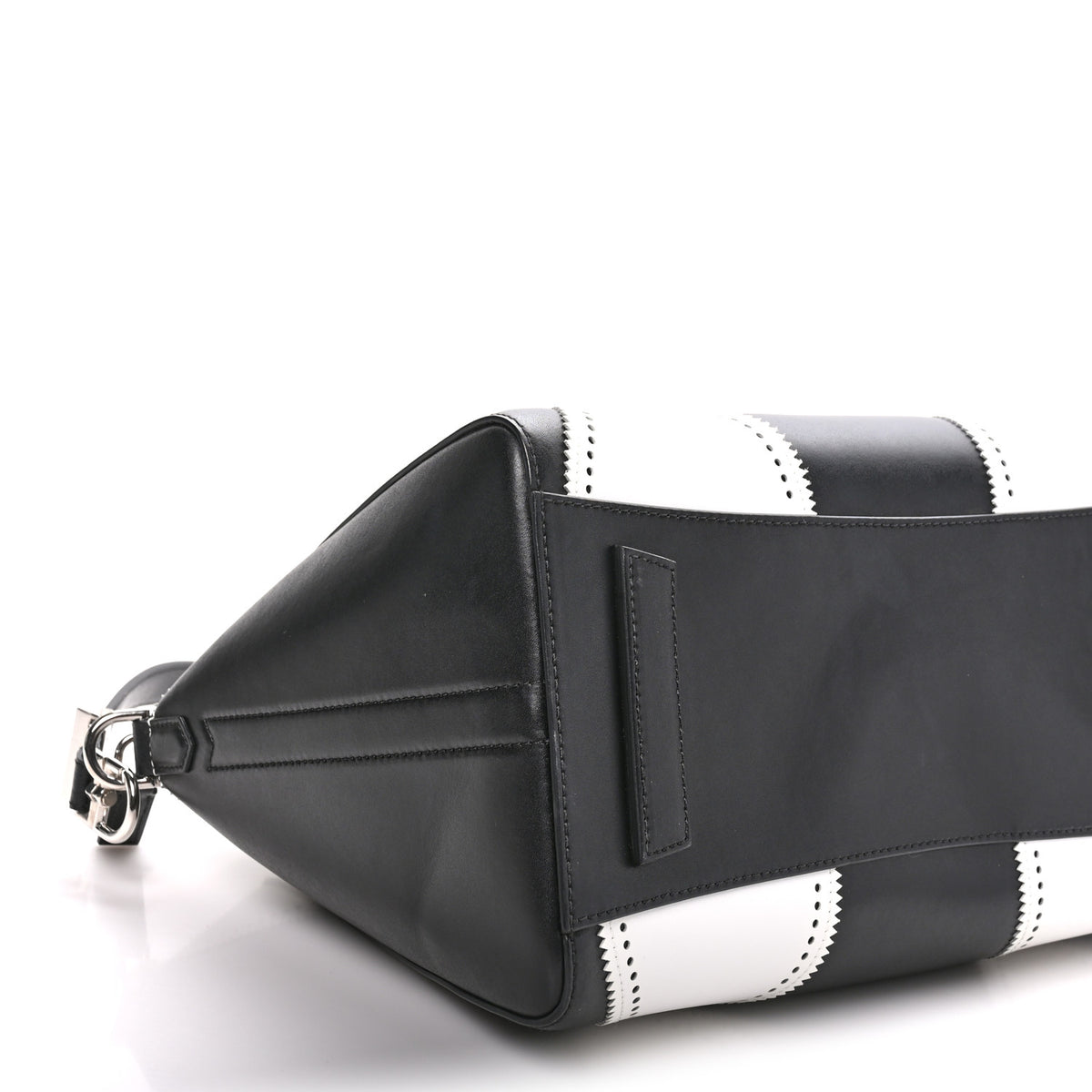 Calfskin Brogue Medium Antigona Black White