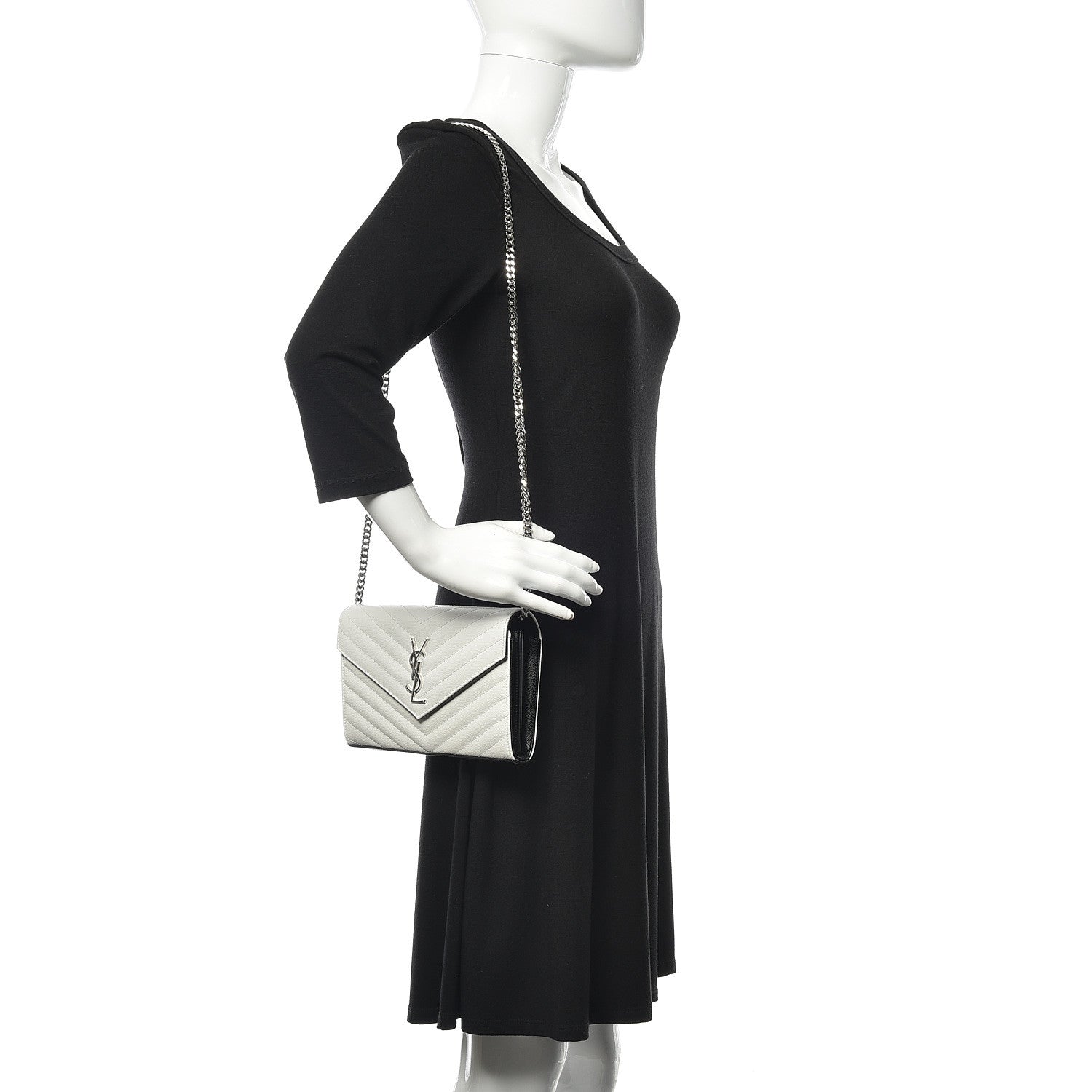 Saint Laurent Grain De Poudre Matelasse Bi-Color Chevron Monogram Chain Wallet White Black 2 of 10